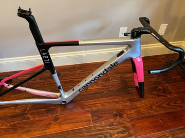 Used Cannondale SuperSix EVO Shimano Dura Ace Di2 - EF Education Team Bike 2023 Road & Gravel, Light Gray — image 4 of 5