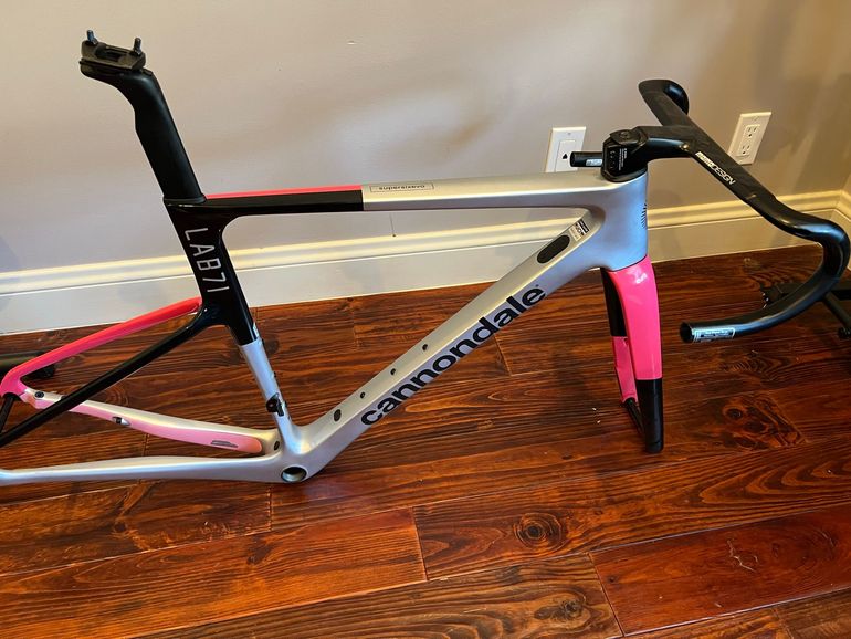 Used Cannondale SuperSix EVO Shimano Dura Ace Di2 - EF Education Team Bike 2023 Road & Gravel, Light Gray — image 4 of 5