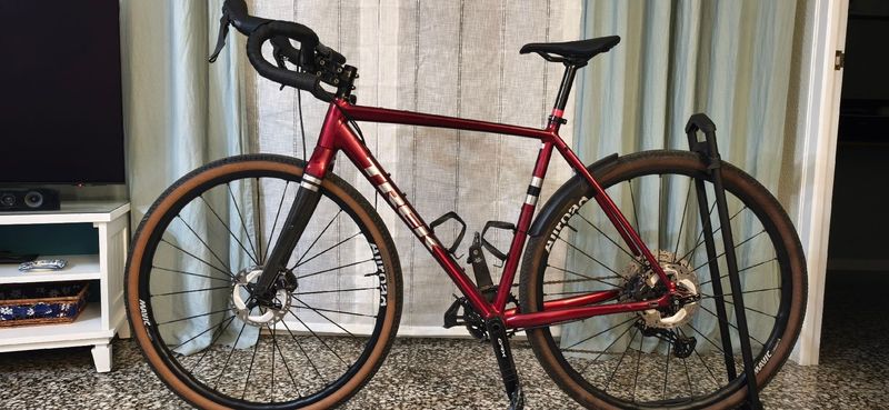 Used Trek Checkpoint ALR 4 2021 2021 Road & Gravel