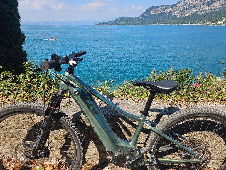 Used Liv Vall E+ 1 2022 2022 Mountainbike, Green — image 3 of 5