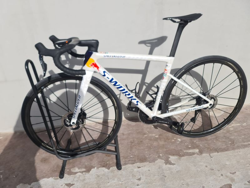 Used Specialized S-works Tarmac Sl8 Red Bull 2025 Road & Gravel