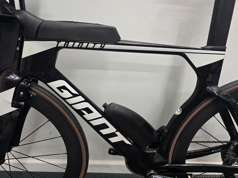Used Giant Trinity, Advanced Pro 1 2022 2022 Road & Gravel, Black — image 11 of 17