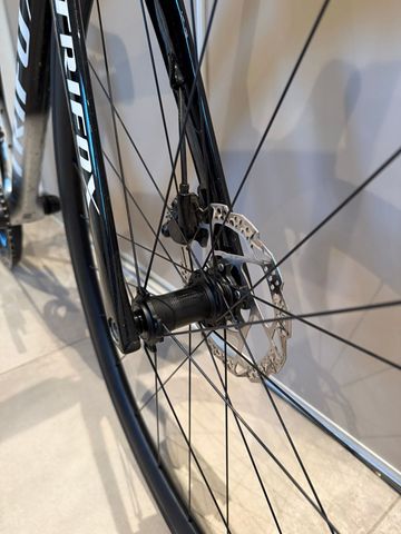 Used Trifox X18 Shimano 105 Di2 2023 Road & Gravel, Black — image 7 of 8