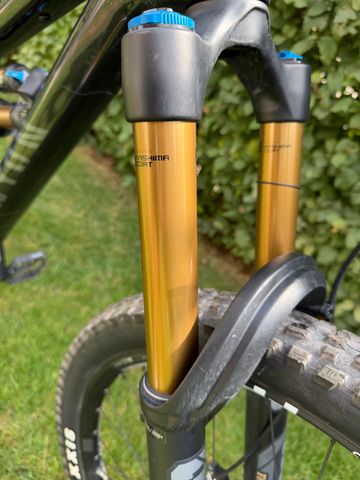 Used Canyon Torque 29 CF 9 2022 2022 Mountainbike, Black — image 5 of 7