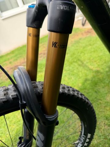 Used Canyon Torque 29 CF 9 2022 2022 Mountainbike, Black — image 2 of 7