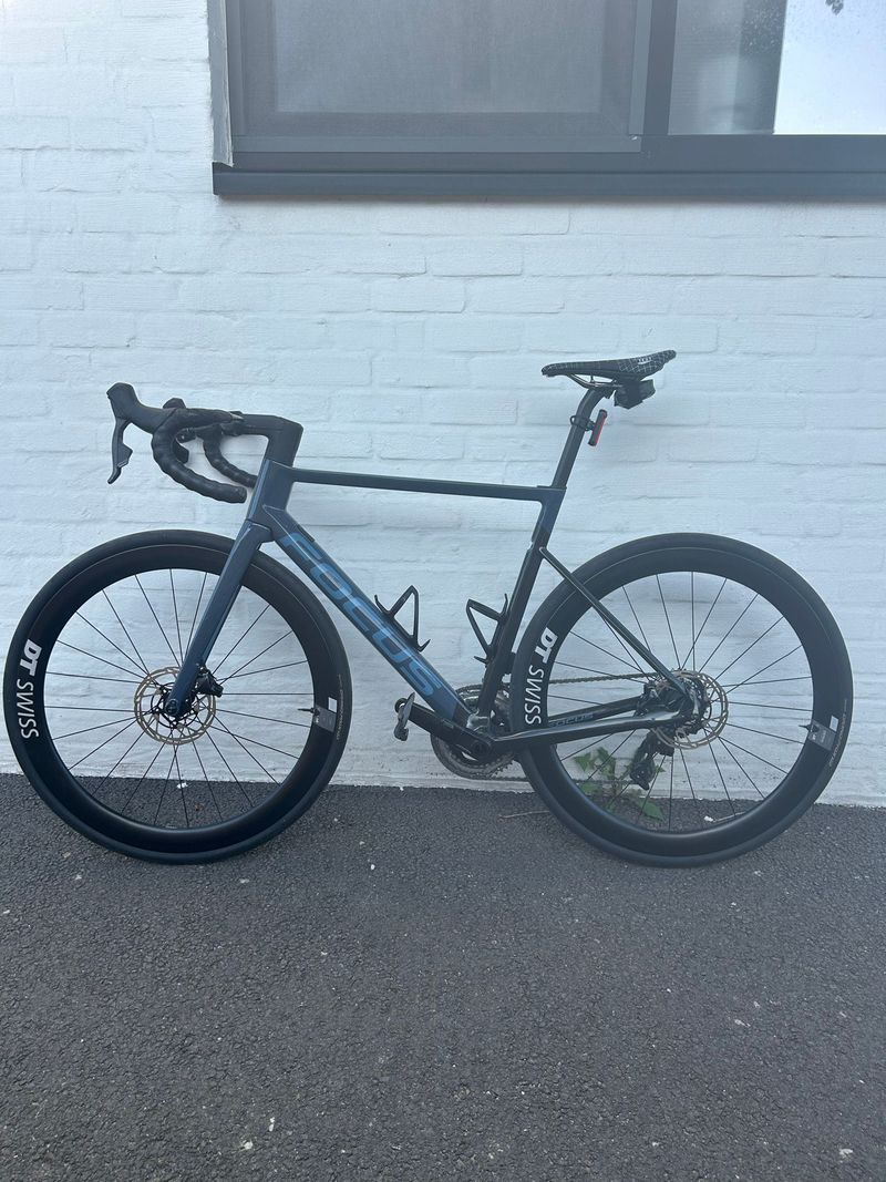 Used Focus Izalco SRAM Rival eTap AXS 2023 Road & Gravel
