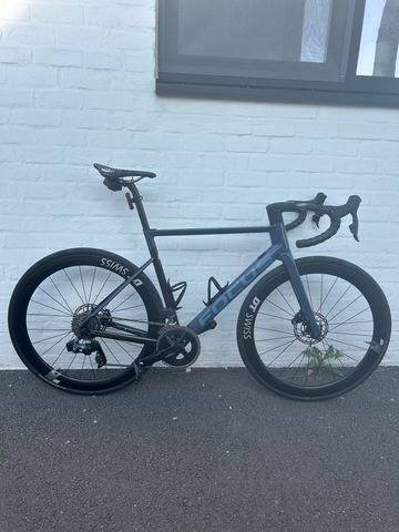 Brugt Focus Izalco SRAM Rival eTap AXS 2023 Road & Gravel — billede 2 af 4