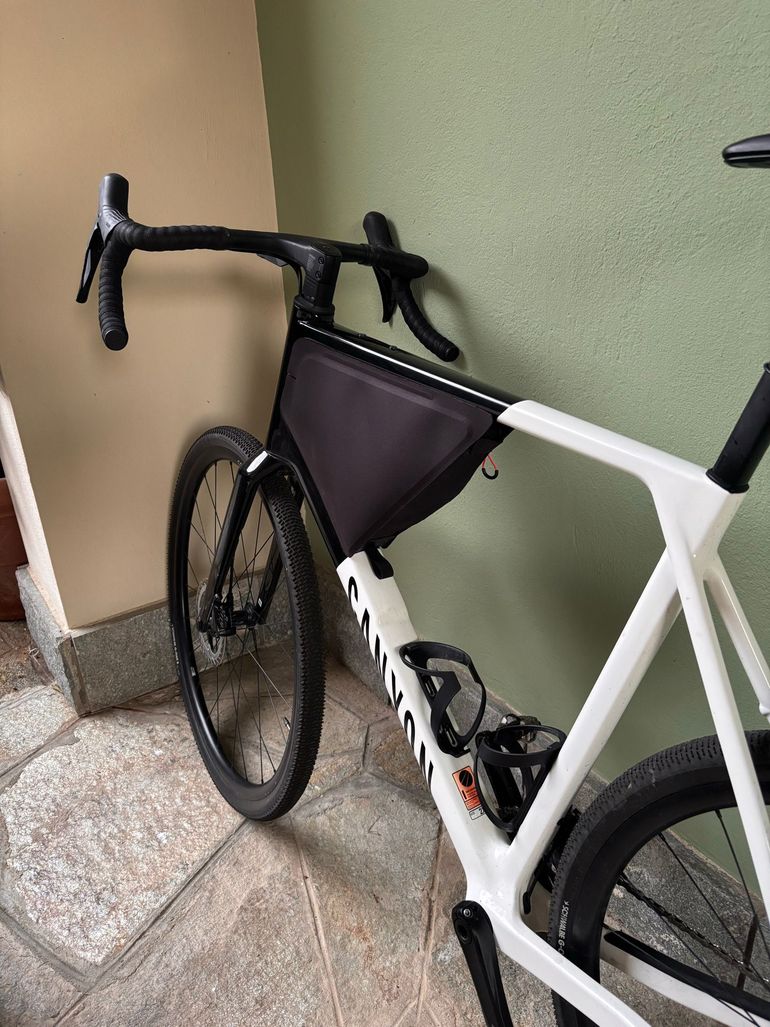 Used Canyon Grail CF 7 2026 2026 Road & Gravel, White — image 2 of 4