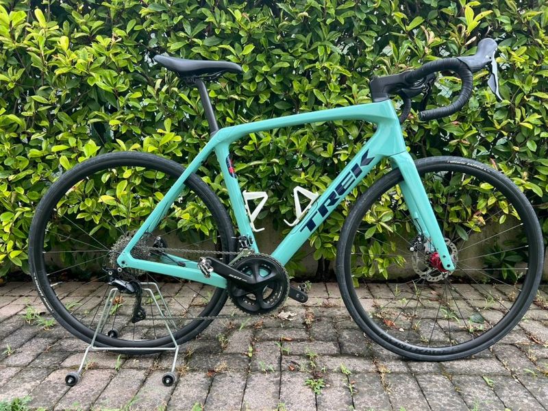 Tweedehands Trek Domane SL 6 AXS Gen 4 2024 2024 Road & Gravel