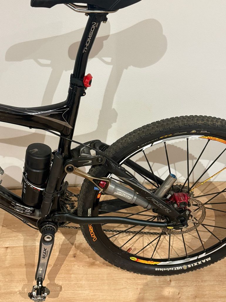 Used Specialized Epic Marathon Carbon 29 2014 2014 Mountainbike, Black — image 4 of 5