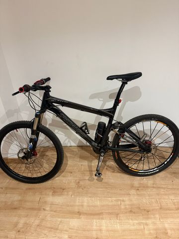 Used Specialized Epic Marathon Carbon 29 2014 2014 Mountainbike, Black — image 1 of 5
