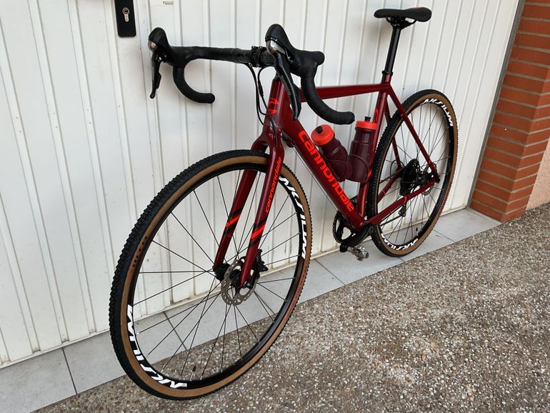 Gebrauchtes Cannondale Caadx 2018 Road & Gravel, Rot — Bild 6 von 8