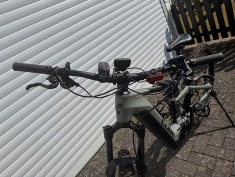 Used CUBE Stereo Shimano Dura Ace Di2 2023 Mountainbike, Light Gray — image 7 of 12