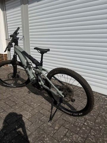 Used CUBE Stereo Shimano Dura Ace Di2 2023 Mountainbike, Light Gray — image 8 of 12