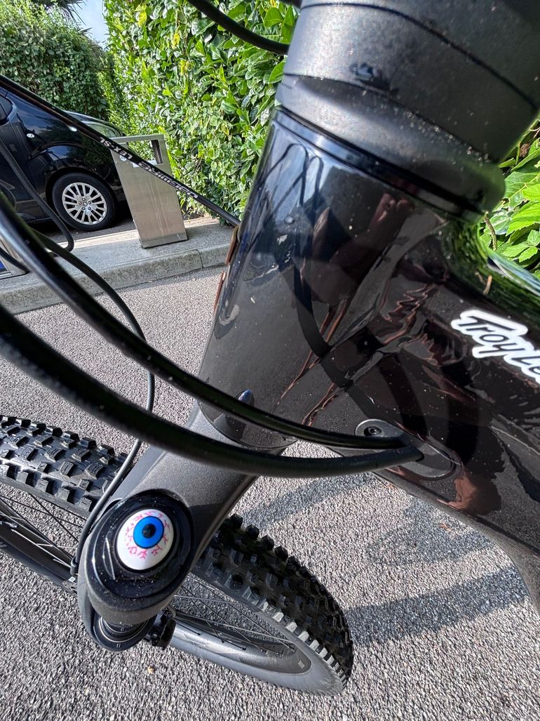 Used Giant Stance Shimano CUES 2026 Mountainbike, Black, 29 — image 10 of 11