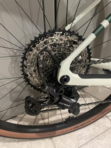 Used CUBE Nuroad Hybrid C:62 Race 400x 2025 Road & Gravel, White — image 3 of 9