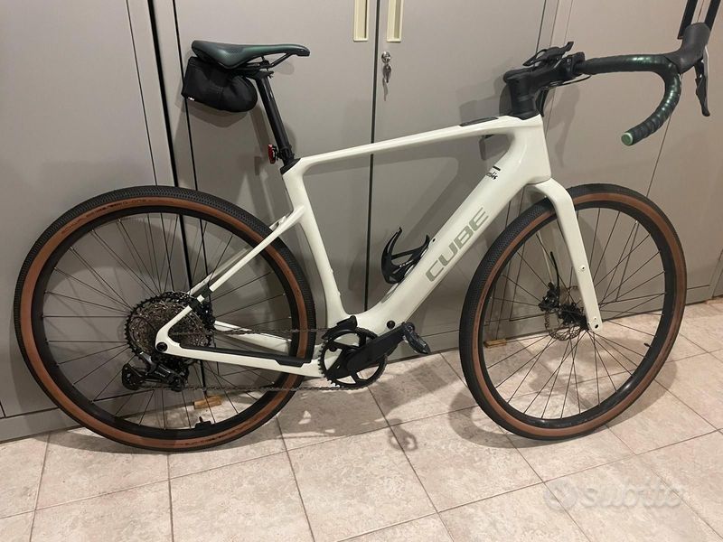 Used CUBE Nuroad Hybrid C:62 Race 400x 2025 Road & Gravel