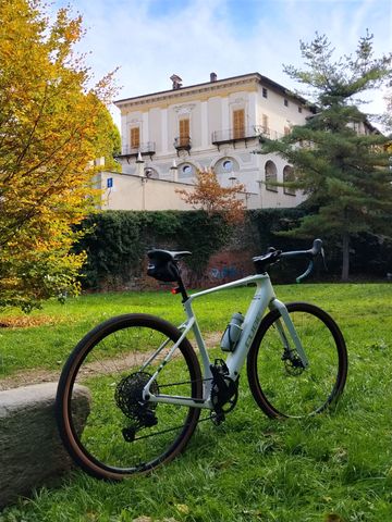 Used CUBE Nuroad Hybrid C:62 Race 400x 2025 Road & Gravel, White — image 6 of 9
