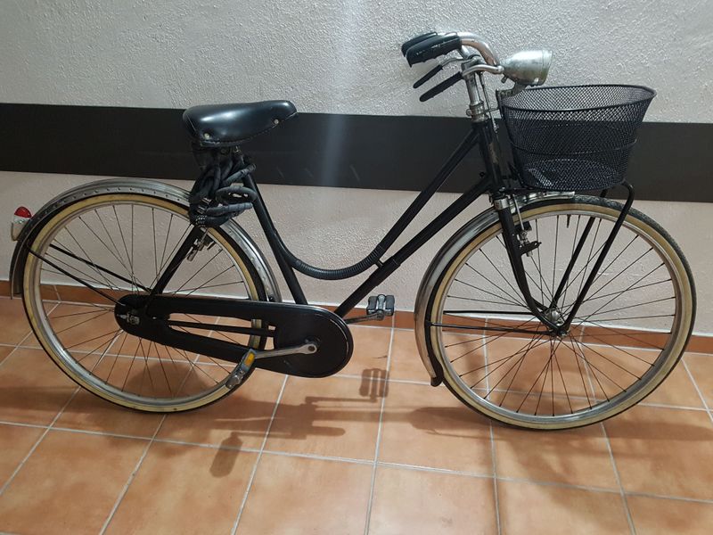 Used Bianchi Bici D'epoca bianchi a bacchetta Con Numero Identificativo Sul Manubrio 1982 Urban & Touring