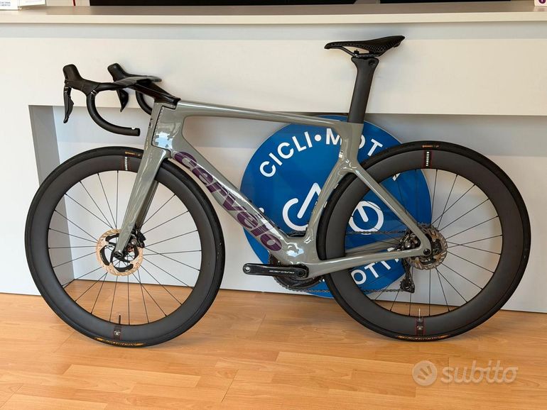 Cervélo S5 2025 Road & Gravel usato, Grigio chiaro — immagine 2 di 4