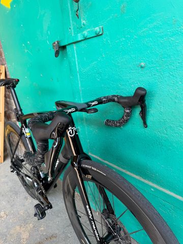 Tweedehands Eddy Merckx 525 Shimano Dura Ace Di2 2025 Road & Gravel — afbeelding 4 van 8
