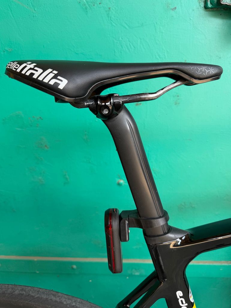 Tweedehands Eddy Merckx 525 Shimano Dura Ace Di2 2025 Road & Gravel — afbeelding 6 van 8