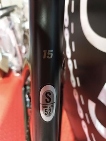 Scott Addict RC 15 2023 Road & Gravel usato, Nero — immagine 5 di 8