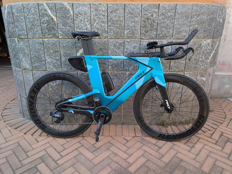 Used Felt IAx SRAM Force eTap AXS 2022 Road & Gravel