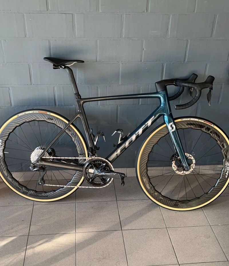 Used Scott Addict RC Shimano Ultegra Di2 2024 Road & Gravel