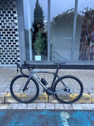 Gebrauchtes Bianchi Oltre XR3 105/ULT 2024 Road & Gravel, Hellgrau — Bild 9 von 9