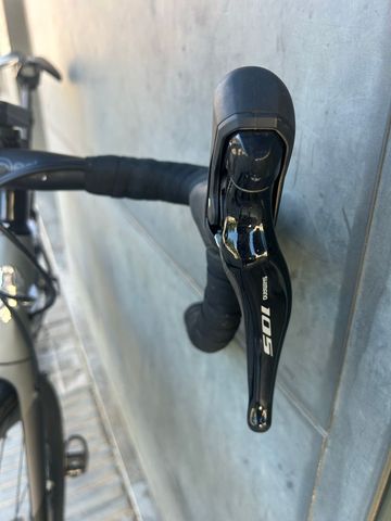 Gebrauchtes Bianchi Oltre XR3 105/ULT 2024 Road & Gravel, Hellgrau — Bild 3 von 9