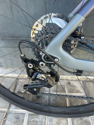 Gebrauchtes Bianchi Oltre XR3 105/ULT 2024 Road & Gravel, Hellgrau — Bild 4 von 9