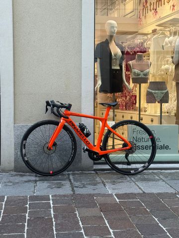 Used Pinarello Paris Shimano 105 2022 Road & Gravel, Orange — image 6 of 6
