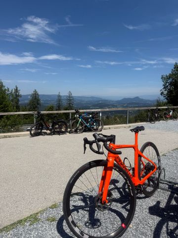 Used Pinarello Paris Shimano 105 2022 Road & Gravel, Orange — image 4 of 6