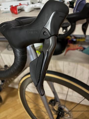 Używany Giant TCR Advanced 0 2025 2025 Road & Gravel — zdjęcie 6 z 9