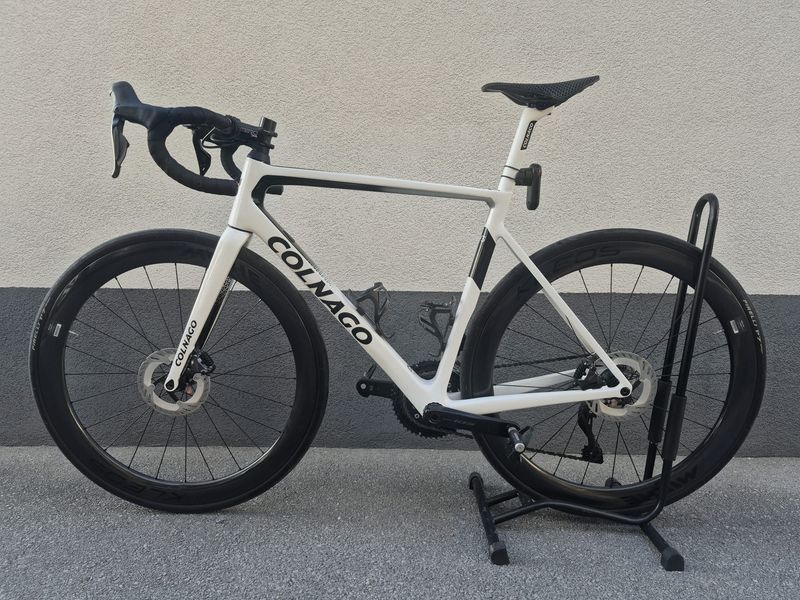 Used Colnago V3 Shimano 105 Di2 2024 Road & Gravel