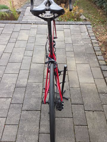 Used Canyon Aeroad Shimano Ultegra Di2 2018 Road & Gravel, Red — image 11 of 11
