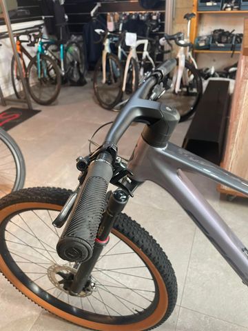 Gebrauchtes Scott Spark RC Pro 2024 2024 Mountainbike, Grün — Bild 7 von 15