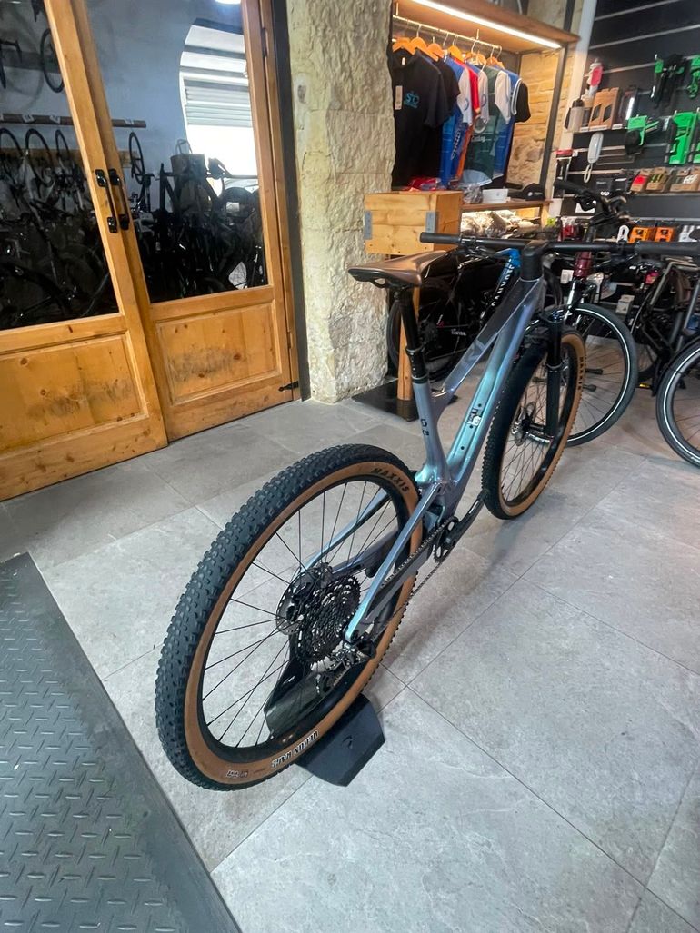 Gebrauchtes Scott Spark RC Pro 2024 2024 Mountainbike, Grün — Bild 6 von 15