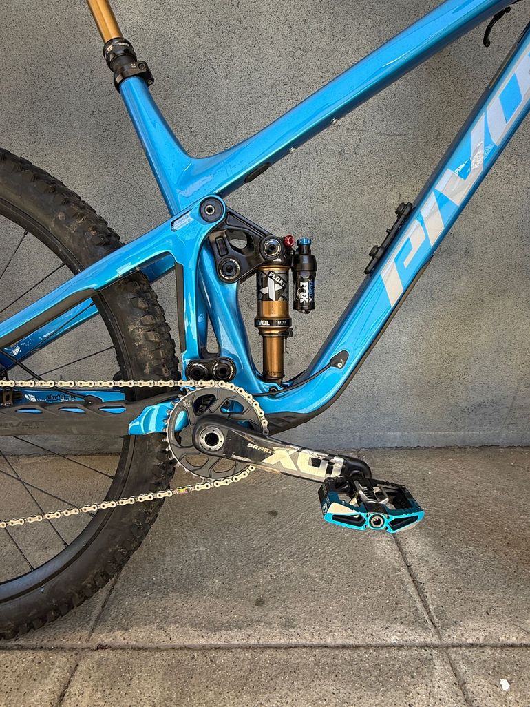 Used Pivot SWITCHBLADE Pro X01 2023 2023 Mountainbike, Blue, 29 — image 5 of 9