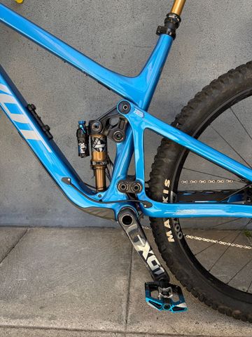 Used Pivot SWITCHBLADE Pro X01 2023 2023 Mountainbike, Blue, 29 — image 7 of 9