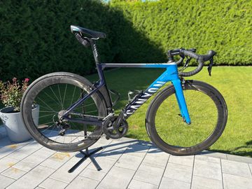 Gebrauchtes Canyon Aeroad CF SL 7.0 2019 2019 Road & Gravel, Blau — Bild 1 von 14