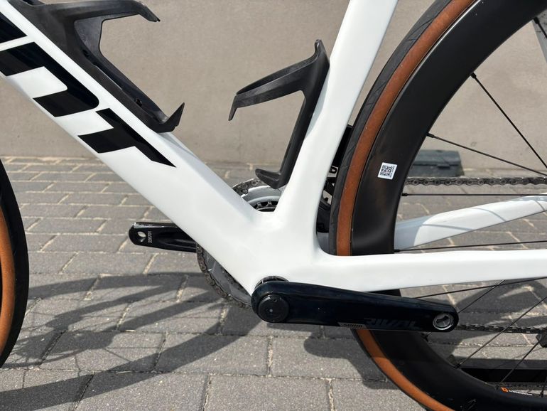 Gebrauchtes Giant Propel Advanced 1 2024 roz. L 2024 Road & Gravel, Weiß — Bild 12 von 20