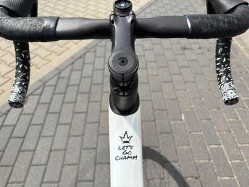 Gebrauchtes Giant Propel Advanced 1 2024 roz. L 2024 Road & Gravel, Weiß — Bild 15 von 20