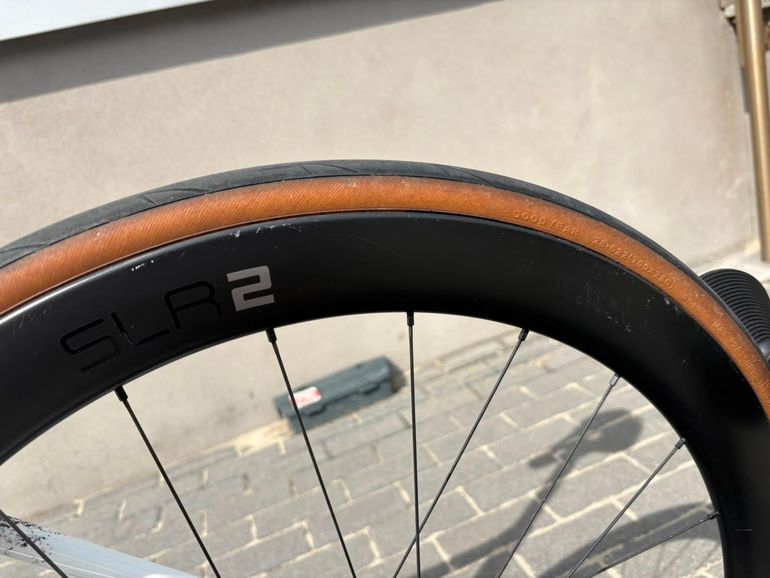 Gebrauchtes Giant Propel Advanced 1 2024 roz. L 2024 Road & Gravel, Weiß — Bild 10 von 20