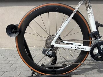 Gebrauchtes Giant Propel Advanced 1 2024 roz. L 2024 Road & Gravel, Weiß — Bild 19 von 20