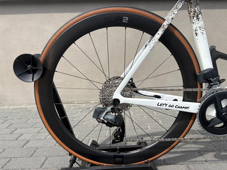 Gebrauchtes Giant Propel Advanced 1 2024 roz. L 2024 Road & Gravel, Weiß — Bild 19 von 20