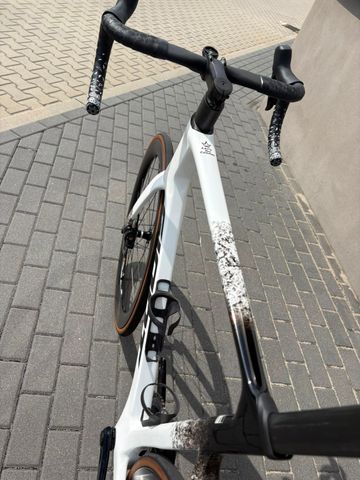 Gebrauchtes Giant Propel Advanced 1 2024 roz. L 2024 Road & Gravel, Weiß — Bild 14 von 20