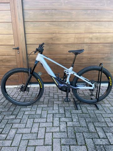 Gebrauchtes Orbea WILD M10 2024 2024 Mountainbike, Hellgrau, 29 — Bild 2 von 10