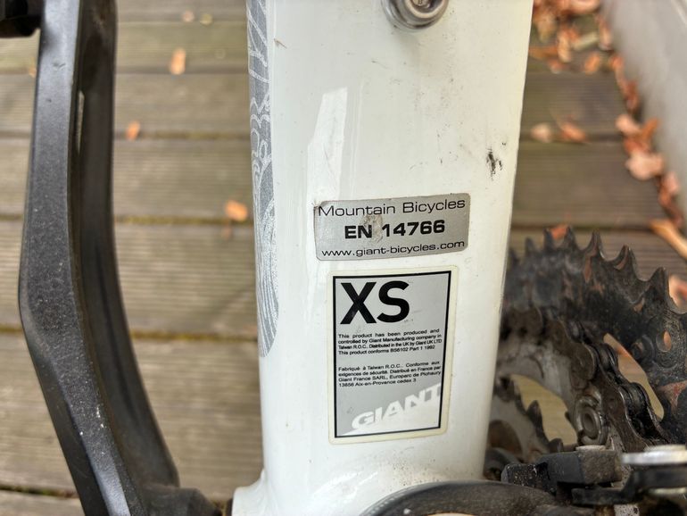 Used Giant Revel 0 2011 2011 Mountainbike, White, 26 — image 3 of 5